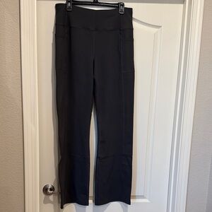Like new! Skechers Dark Grey Womens Go Walk Pant Evolution II Flare